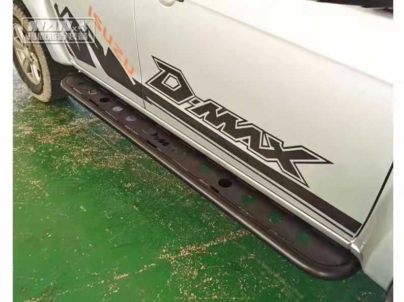 2012-2021 Isuzu Dmax Side Steps Black Off Road Step Bars With Brush