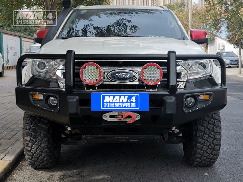 MANX4 Pickup Truck Front Everest FORD Bull Bar With LED
