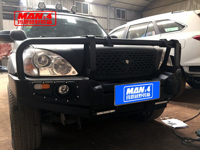 Black 2006 Hyundai Terracan Bull Bar Pickup Truck Front Bumper