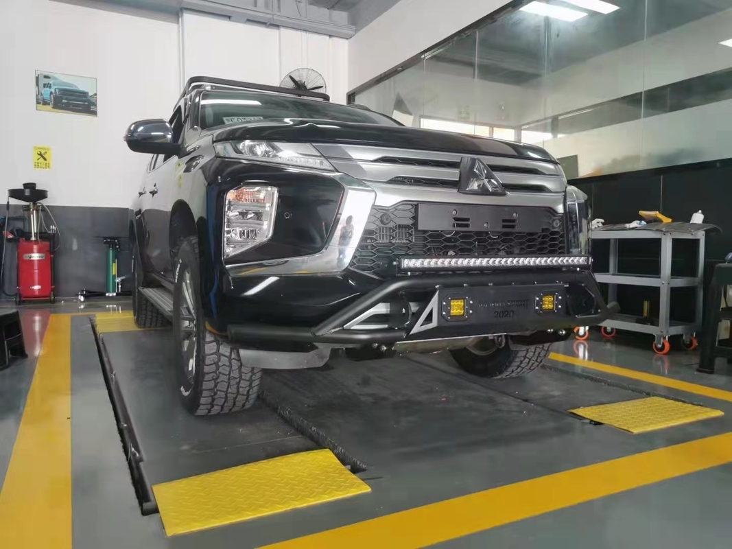 Easy Installation Steel Bull Bar Mitsubishi Pajero Sport Nudge Bar 2020